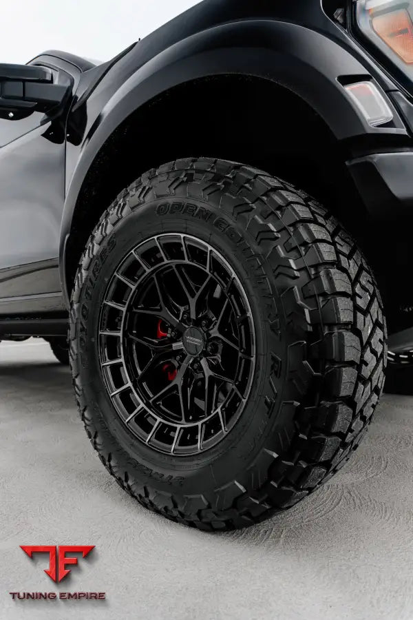 FORD F-150 RAPTOR WHEELS AND EXHAUST SYSTEM