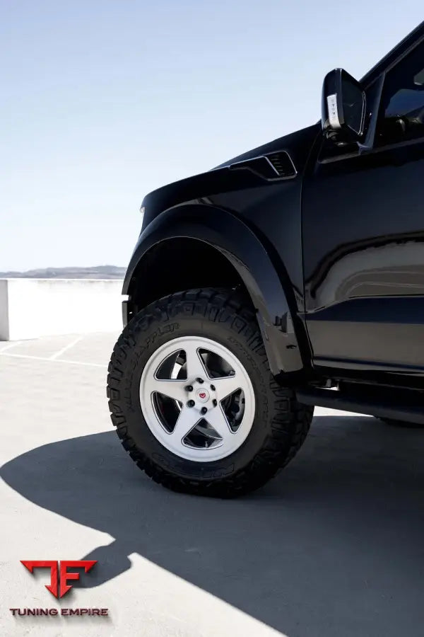 FORD F-150 RAPTOR WHEELS AND EXHAUST SYSTEM