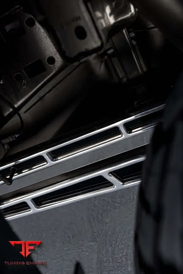 FORD F-150 RAPTOR WHEELS AND EXHAUST SYSTEM