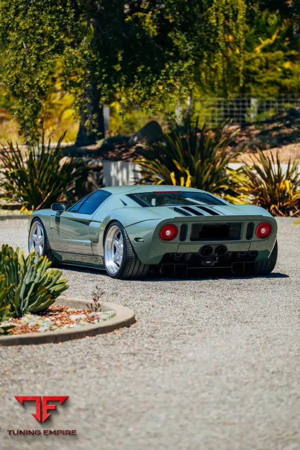 FORD GT FORGED WHEELS AND EXHAUST SYSTEM