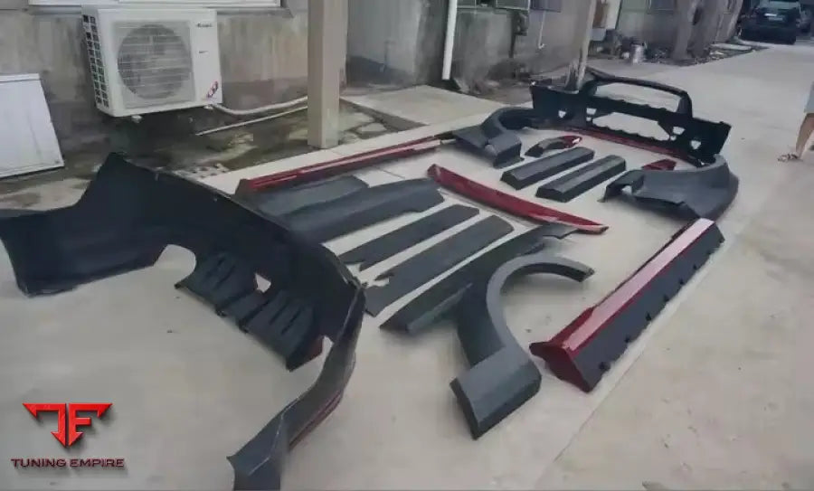 FORD MUSTANG 2010-2013 GT500 CARBON FIBER BODY KIT