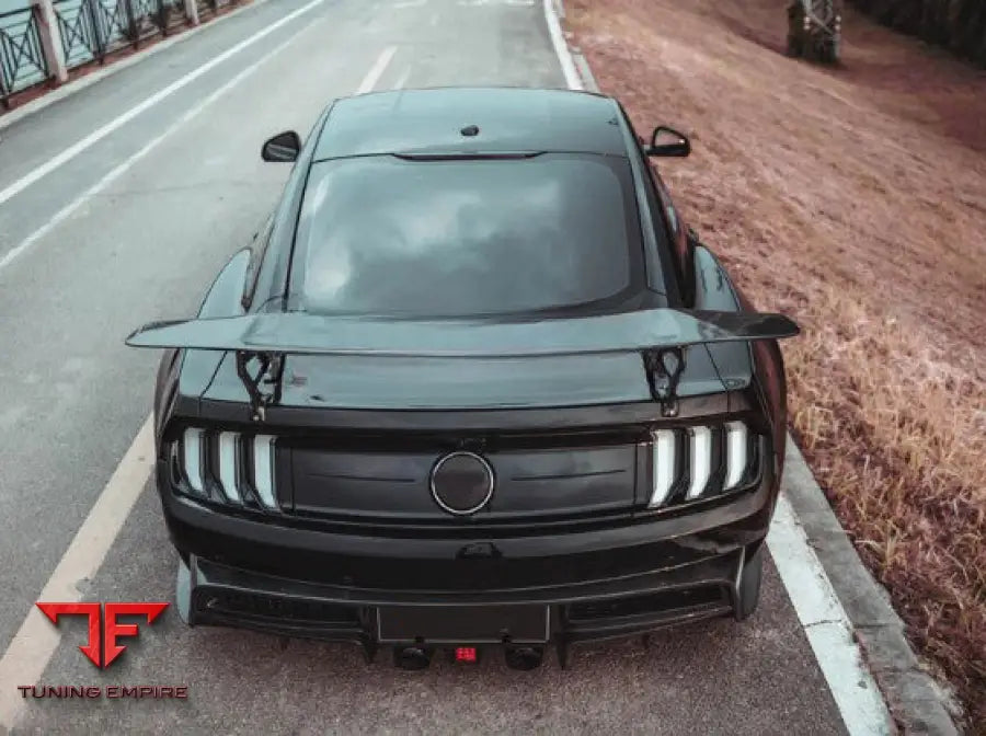 FORD MUSTANG S550.2 2018 + CARBON BODY KIT