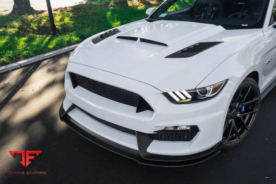 FORD MUSTANG WHEELS AND EXHAUST SYSTEM