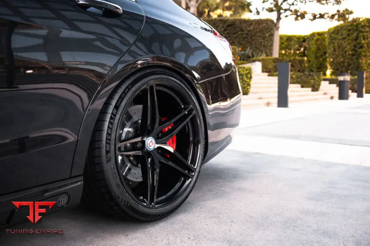 HRE P107