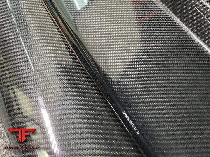 LAMBORGHINI AVENTADOR DRY CARBON INNER DOOR PANELS