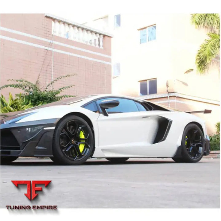 LAMBORGHINI AVENTADOR LP700-4 CARBON FIBER PARTS 2011-2016Y