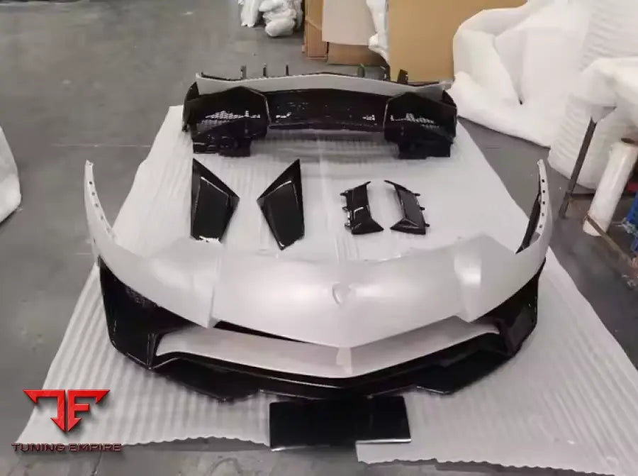 LAMBORGHINI AVENTADOR LP700/720/750 CARBON BODY KIT PARTS