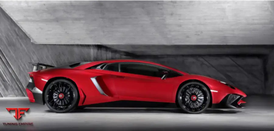 LAMBORGHINI AVENTADOR LP750 BODY KIT 2013-2015Y