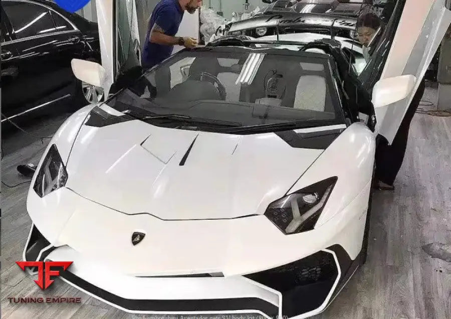 LAMBORGHINI AVENTADOR SV BODY KIT