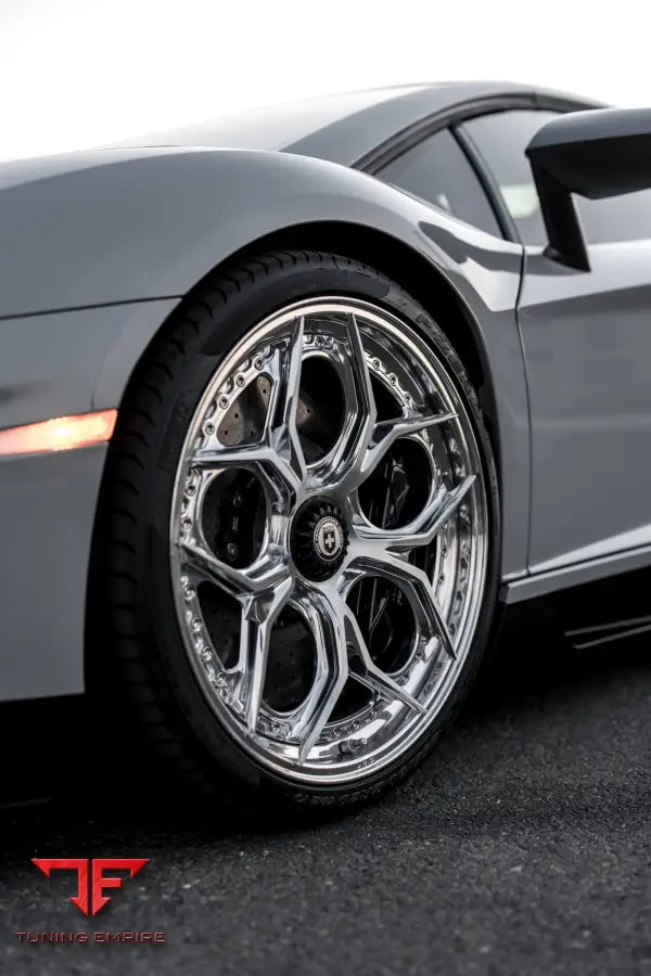 LAMBORGHINI AVENTADOR SV FORGED WHEELS AND EXHAUST SYSTEM