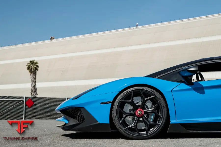 LAMBORGHINI AVENTADOR SV FORGED WHEELS AND EXHAUST SYSTEM