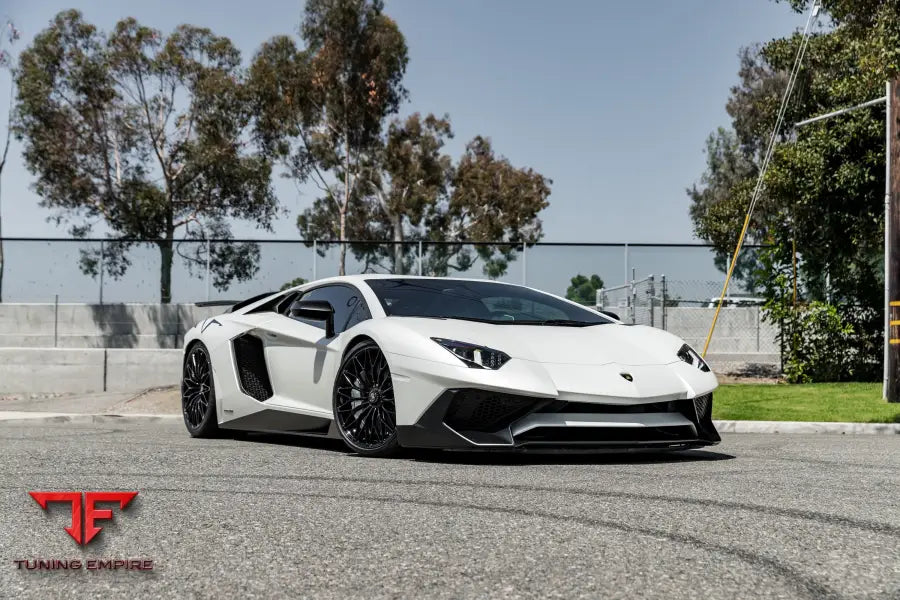 LAMBORGHINI AVENTADOR SV FORGED WHEELS AND EXHAUST SYSTEM