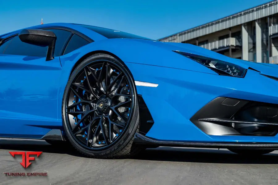 LAMBORGHINI AVENTADOR SVJ FORGED WHEELS AND EXHAUST SYSTEM