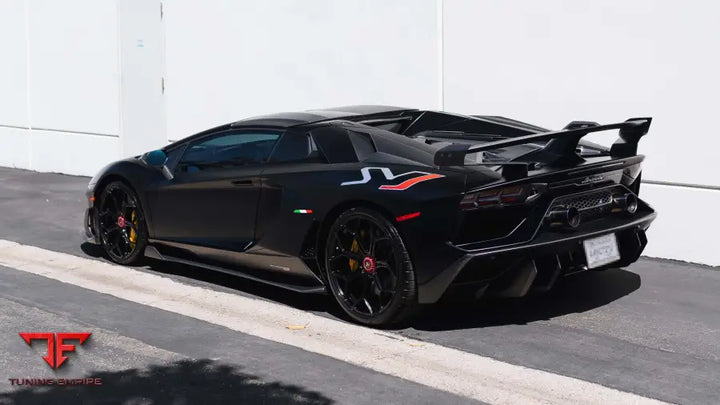 LAMBORGHINI AVENTADOR SVJ FORGED WHEELS AND EXHAUST SYSTEM