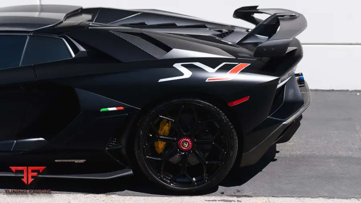 LAMBORGHINI AVENTADOR SVJ FORGED WHEELS AND EXHAUST SYSTEM