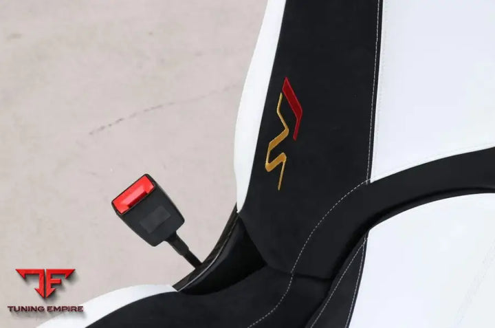 LAMBORGHINI AVENTADOR SVJ STYLE CUSTOM SEATS