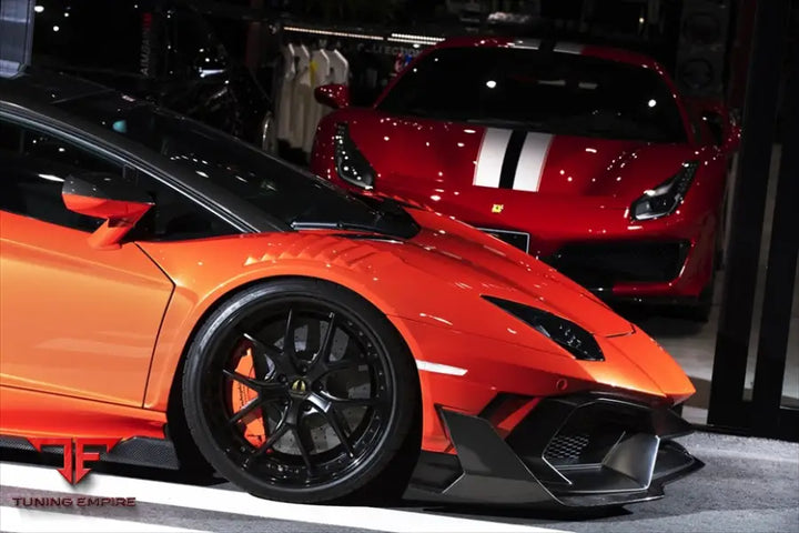 LAMBORGHINI AVENTADOR WIDE BODY KIT WITH WHEEL