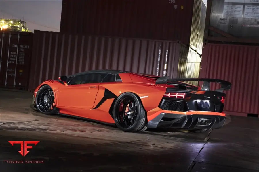 LAMBORGHINI AVENTADOR WIDE BODY KIT WITH WHEEL