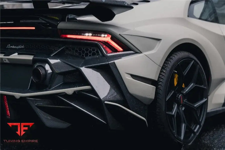 LAMBORGHINI HURACAN EVO CARBON FIBER BODY KIT