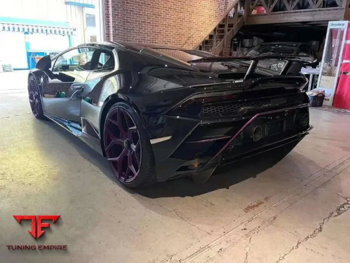 Lamborghini Huracan Evo Carbon Fiber Body Kit