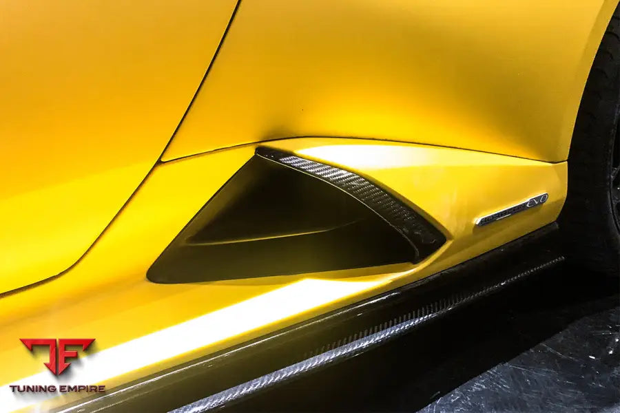 LAMBORGHINI HURACAN EVO OD STYLE DRY CARBON SIDE SKIRTS UNDER BOARD BSD