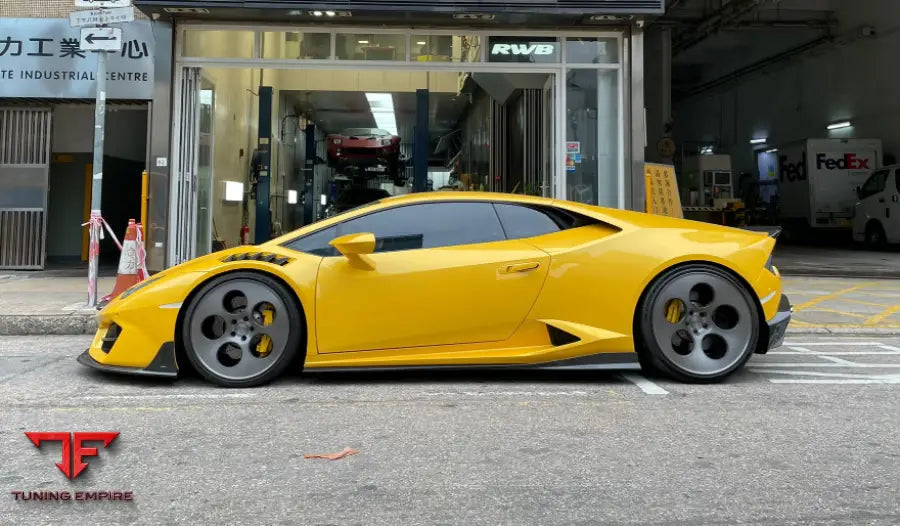 LAMBORGHINI HURACAN LP580 CARBON BODY KIT