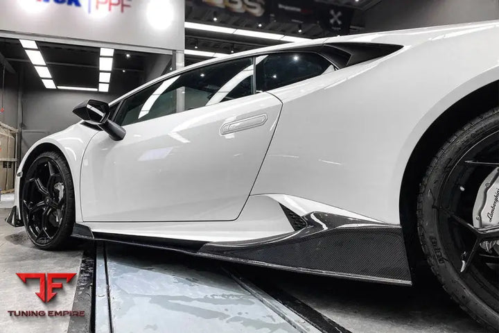 LAMBORGHINI HURACAN LP610 & LP580 MD STYLE CARBON FIBER SIDE SKIRTS BSD