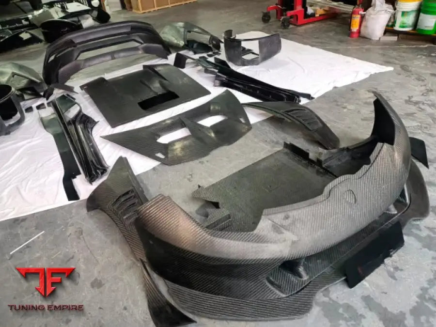 Lamborghini Huracan Lp620-2 Dry Carbon Body Kit
