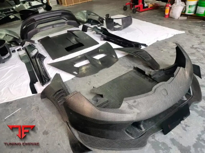 Lamborghini Huracan Lp620-2 Dry Carbon Body Kit