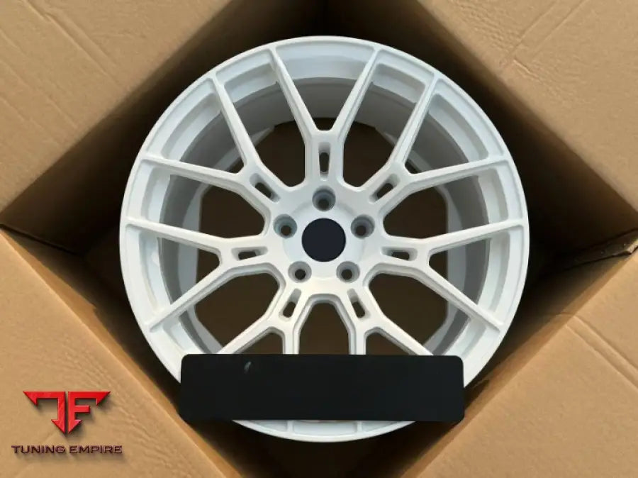 LAMBORGHINI HURACAN STERRATO 19 INCH FORGED WHEELS