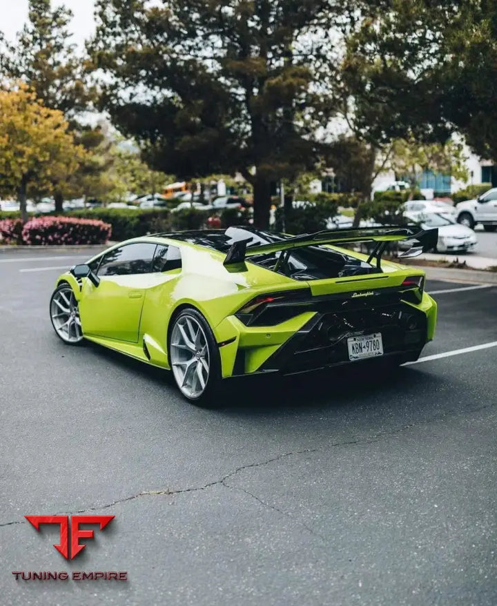 LAMBORGHINI HURACAN STO BODY KIT for HURACAN