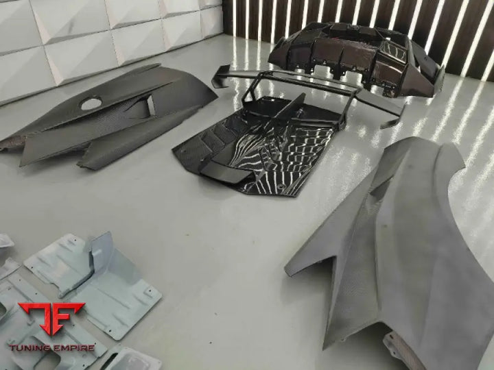 Lamborghini Huracan Sto Replacement Carbon Parts