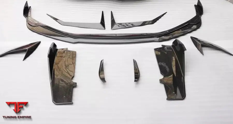 LAMBORGHINI HURACAN STO VRS STYLE DRY CARBON FIBER PARTS