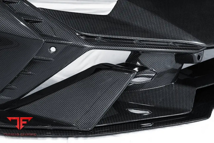 LAMBORGHINI HURACAN TECNICA CARBON FIBER PARTS
