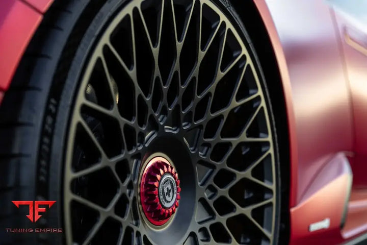 LAMBORGHINI HURACAN TECNICA FORGED WHEELS AND EXHAUST SYSTEM