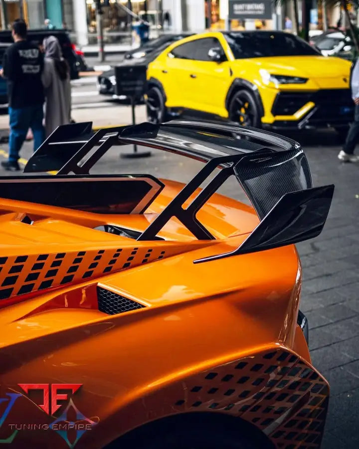 LAMBORGHINI HURACAN UPGRADE STO STYLE DRY CARBON FIBER BODY KIT