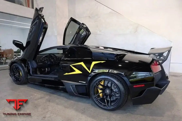 LAMBORGHINI MURCIELAGO LP640 UPGRADE TO LP670 SV DRY CARBON BODY KIT