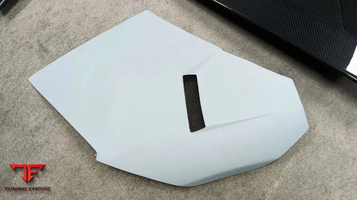 LAMBORGHINI MURCIELAGO LP640 UPGRADE TO LP670 SV DRY CARBON BODY KIT