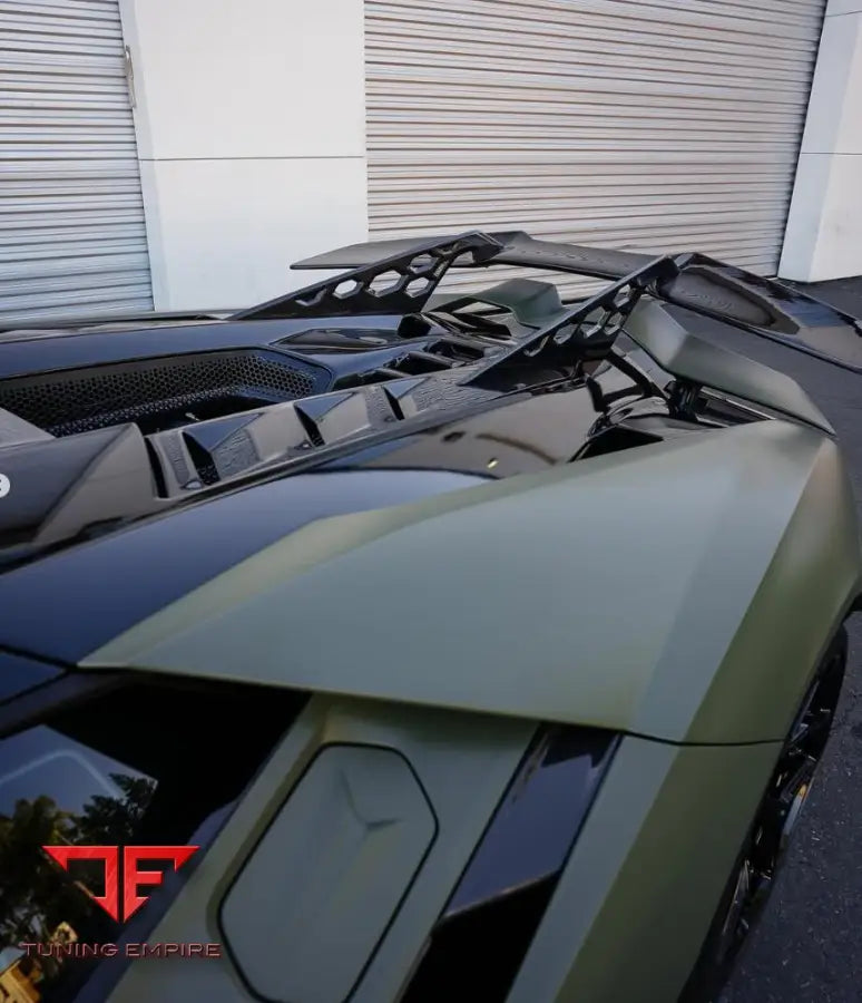 LAMBORGHINI REVUELTO CARBON BODY KIT