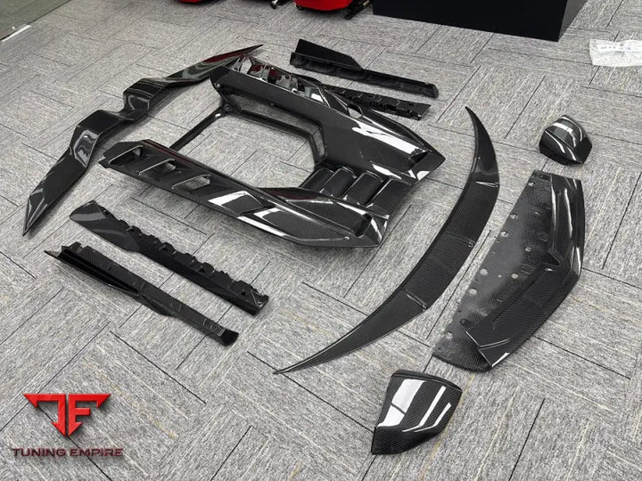 LAMBORGHINI REVUELTO CARBON PARTS