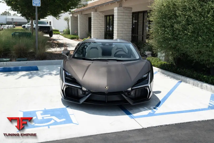 LAMBORGHINI REVUELTO FORGED WHEELS AND EXHAUST SYSTEM