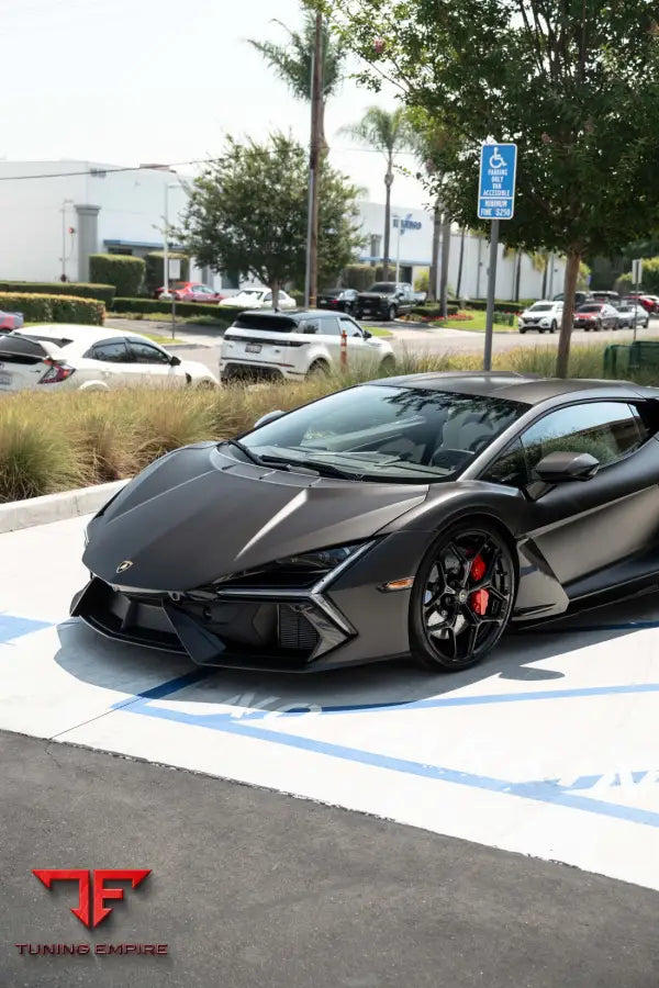 LAMBORGHINI REVUELTO FORGED WHEELS AND EXHAUST SYSTEM