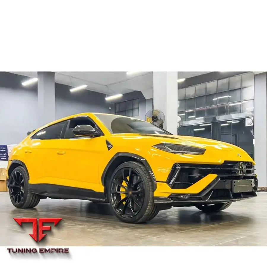 LAMBORGHINI URUS 2018 2022Y UPGRADE TO 2023Y CARBON PARTS