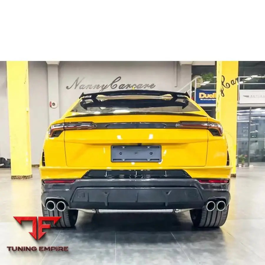 LAMBORGHINI URUS 2018 2022Y UPGRADE TO 2023Y CARBON PARTS