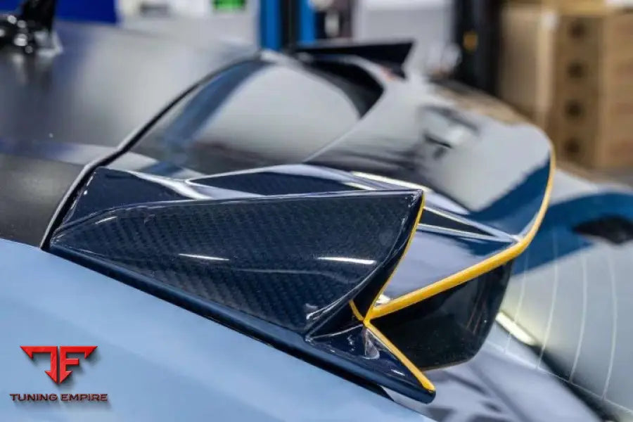 Lamborghini Urus 2018 + Carbon Body Kit