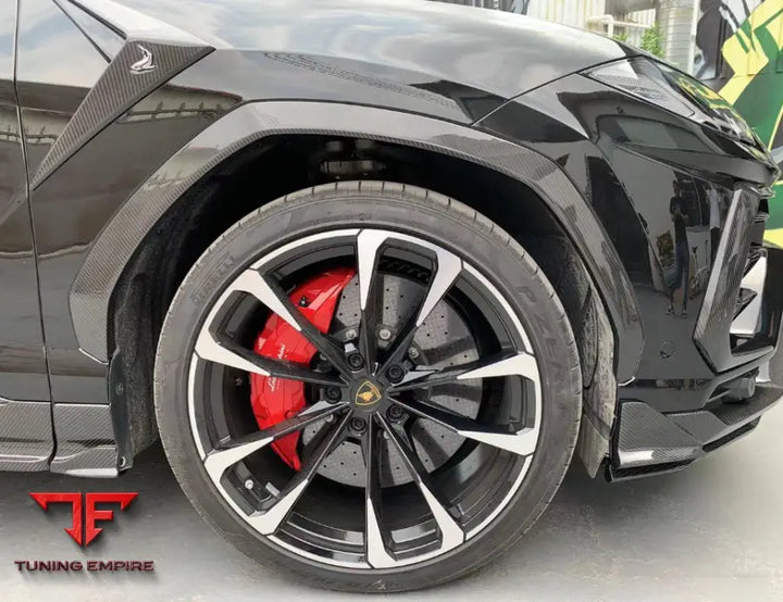 LAMBORGHINI URUS CARBON BODY KITS PARTS