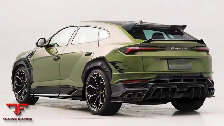 LAMBORGHINI URUS CARBON FIBER AERO PARTS 2023+