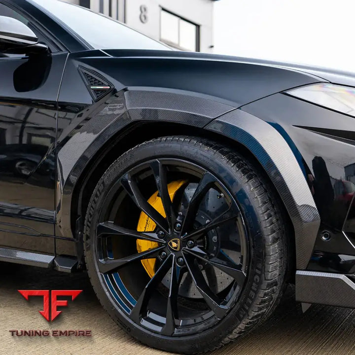 LAMBORGHINI URUS CARBON FIBER PARTS