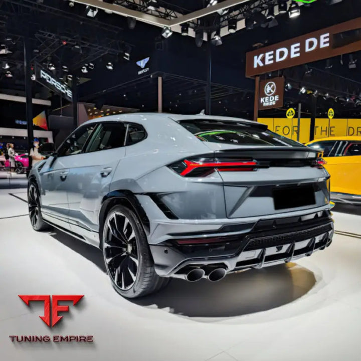 LAMBORGHINI URUS OEM STYLE CARBON FIBER PARTS