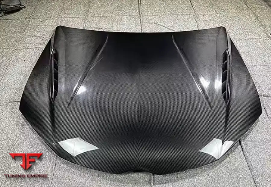 LAMBORGHINI URUS 2018-2019 CARBON BODY KIT PARTS